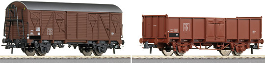 Set of 2 Freight cars<br /><a href='images/pictures/Roco/45952.jpg' target='_blank'>Full size image</a>